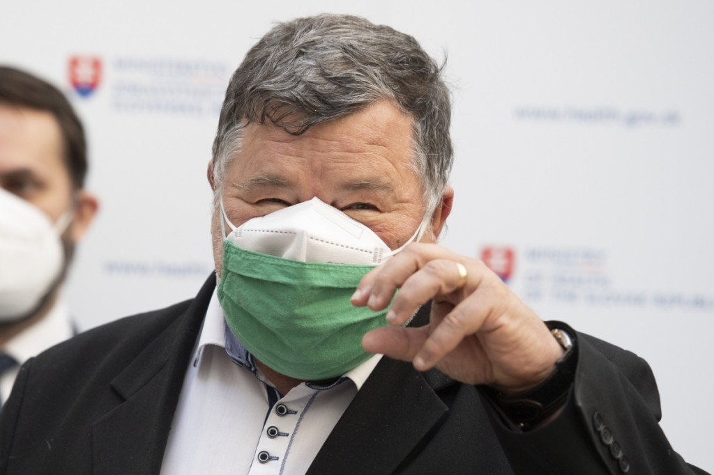 6fef7de1-0c39-49a2-b546-850a882949fd