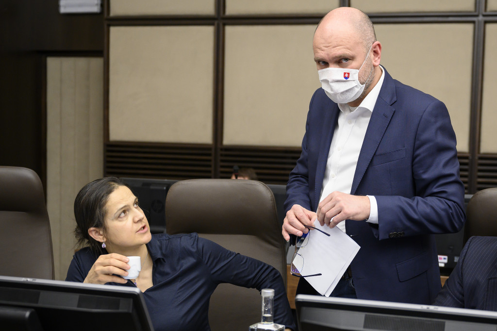 a5d7017d-41e7-42fe-9f61-ec04de8236f0