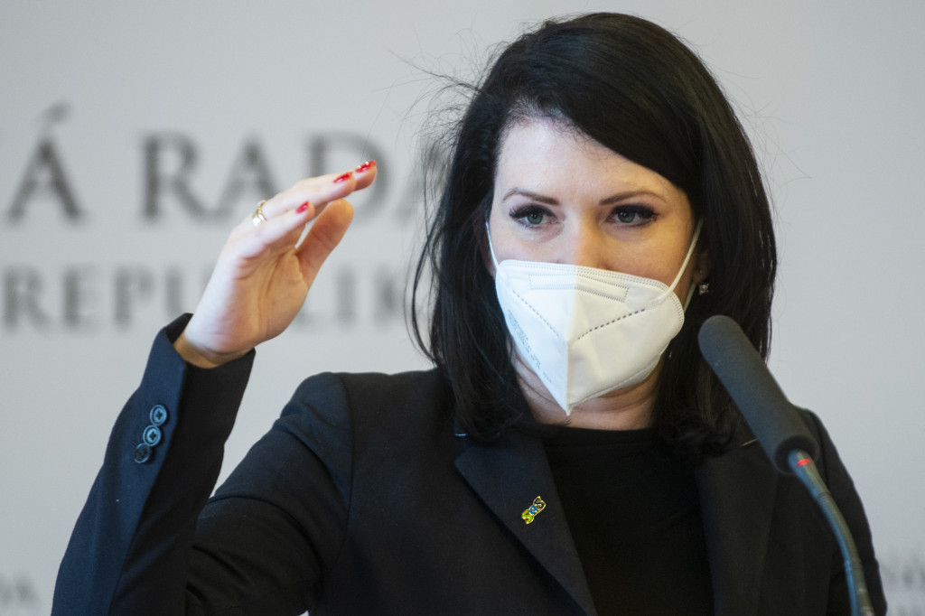 70242fa0-06c6-4eb1-b6a7-5619c427d2c2