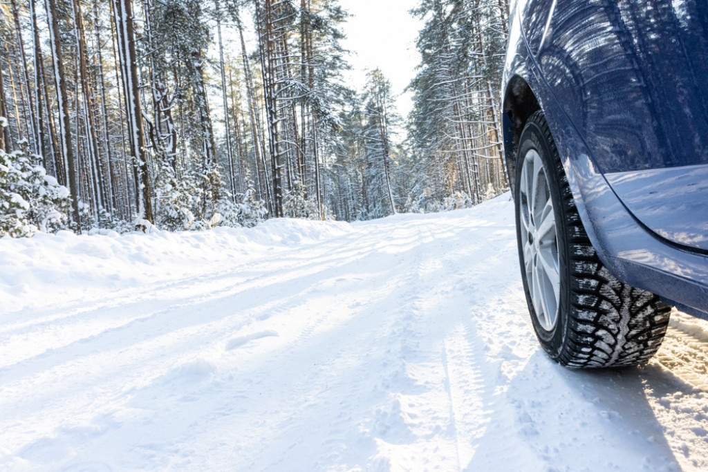 Ak&yacute; je rozdiel medzi letnou / zimnou a celoročnou pneumatikou