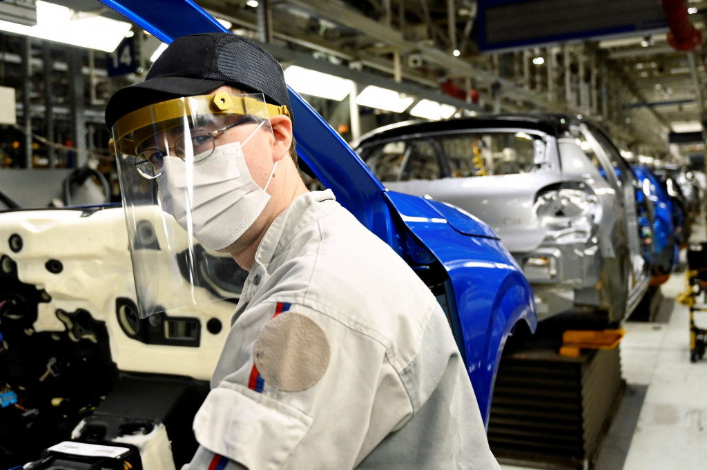 V závode Peugeotu prijali vo výrobe množstvo hygienických opatrení.