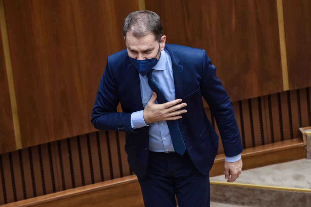 73c12db6-6608-41e7-a64b-fa8f4a5de93b