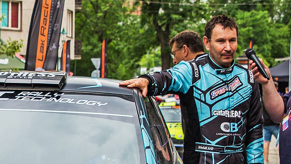 50359bae-d514-4c31-b9e5-587b832cd8c6