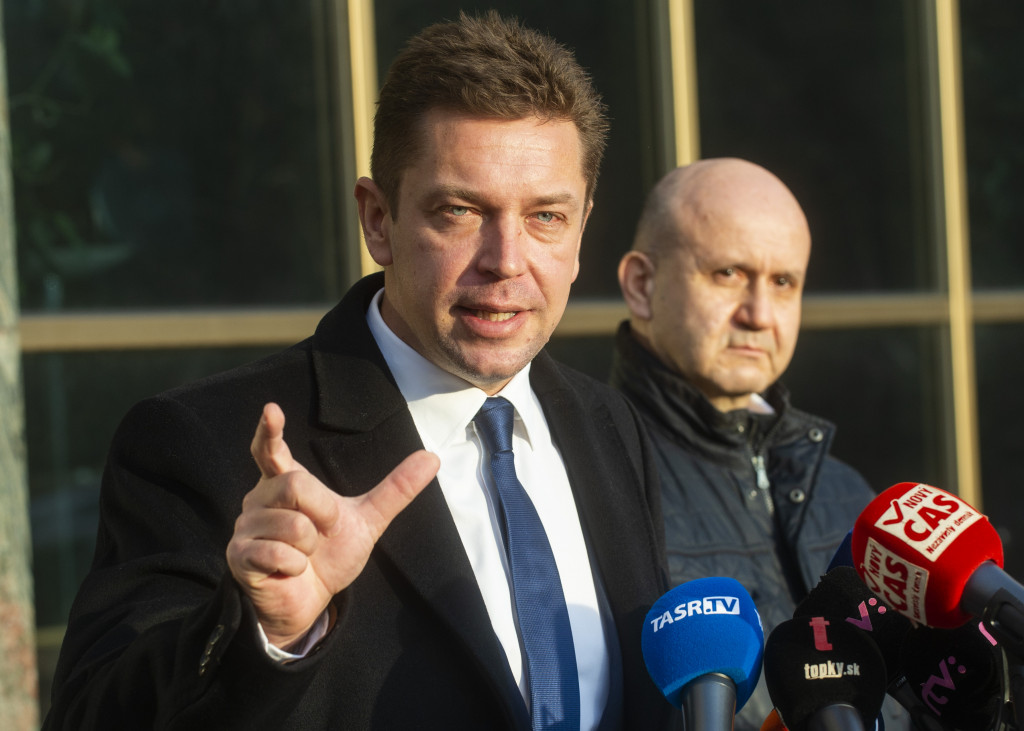 7e784fe2-25e8-45db-9d33-6119f60a95a0