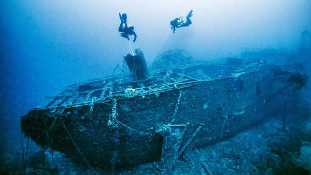 Potápačom v Grécku sa naskytol zaujímavý objav. Pochádza z druhej svetovej vojny (ilu)