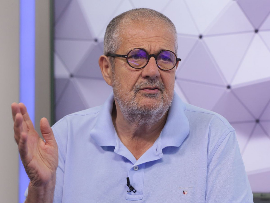 915e4cde-6bbf-4fa5-bc76-a96e868cae2c