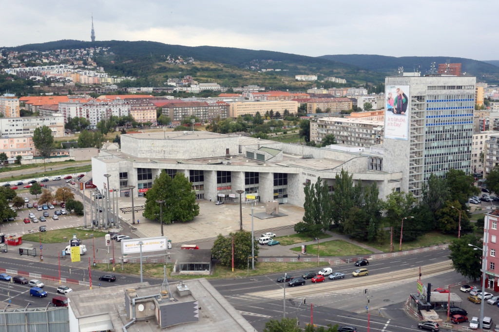 6e7a0c2f-b3c5-44af-9a8c-4aef3952cabb