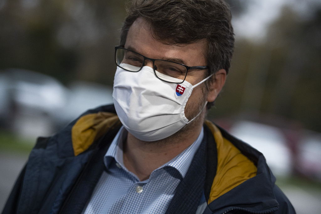 8d8a6607-c4b4-472e-9384-b75fda4b13de