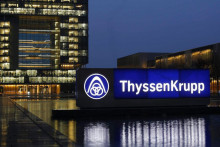 Päť firiem (ThyssenKrupp, Otis, Kone, Schindler a Mitsubishi Electric) dostalo pokutu za kartel pri výrobe výťahov v rokoch 1995 až 2004.