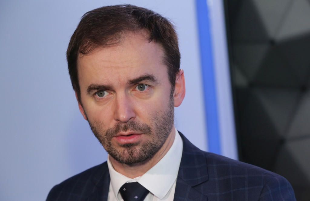 f461d6a8-2287-410c-a132-1a1a87b5e37c