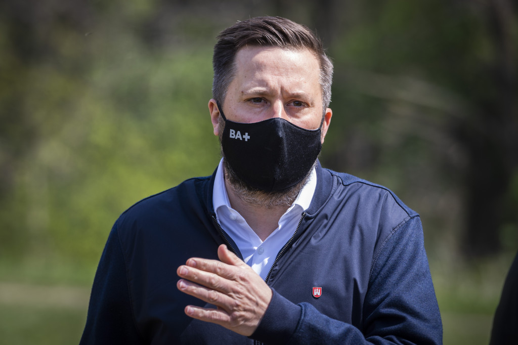 06bd4ac3-96f4-410c-b596-8d68c836ddc2