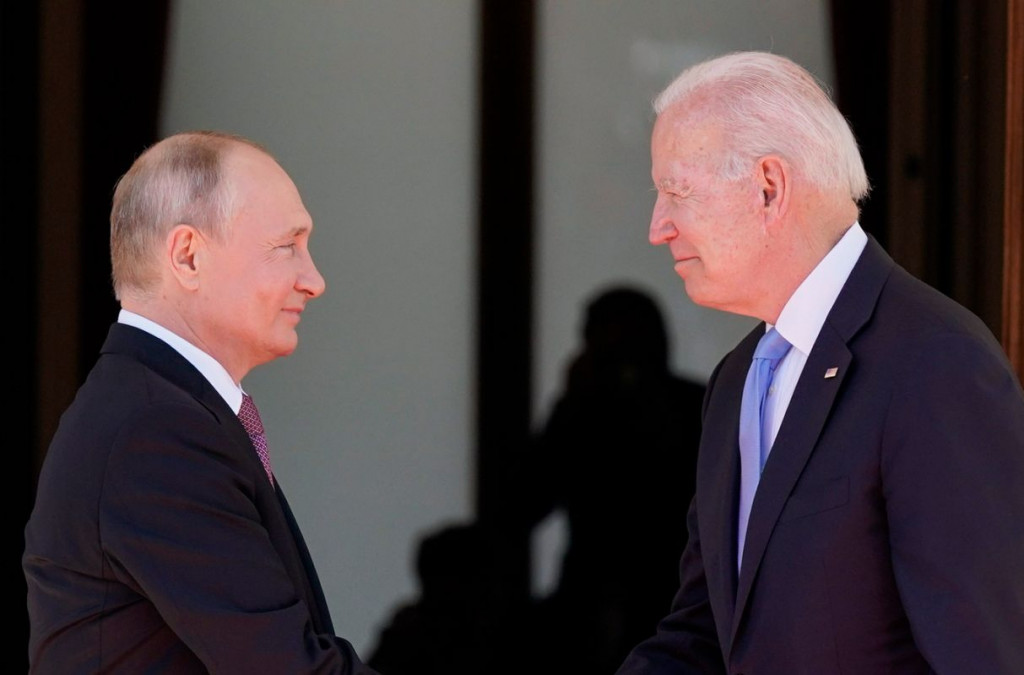 Vladimir Putin a Joe Biden