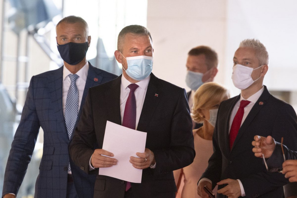 c457bc21-7677-4eca-936a-9a76d866902c