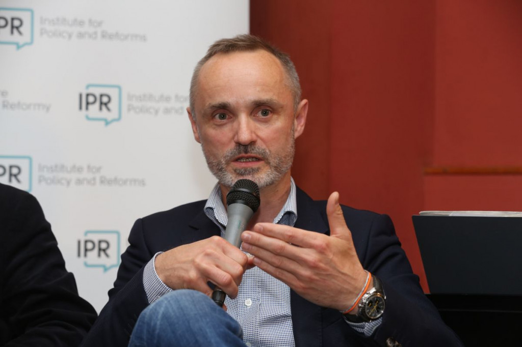 4e49f683-b6fe-4009-a031-ad13fcb08c11