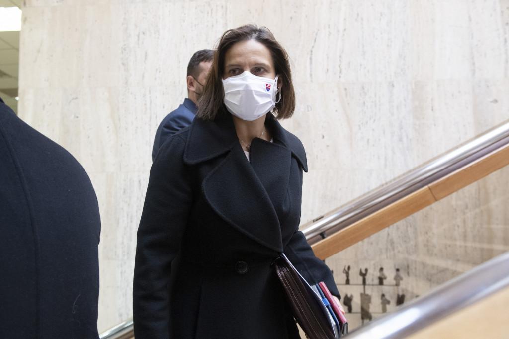 d5af9de0-8685-449b-a39e-e796e8923d4e