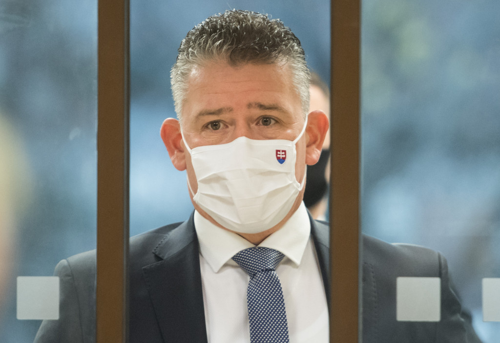 c6c5edaa-9b24-44a8-8d14-59fe3005b743