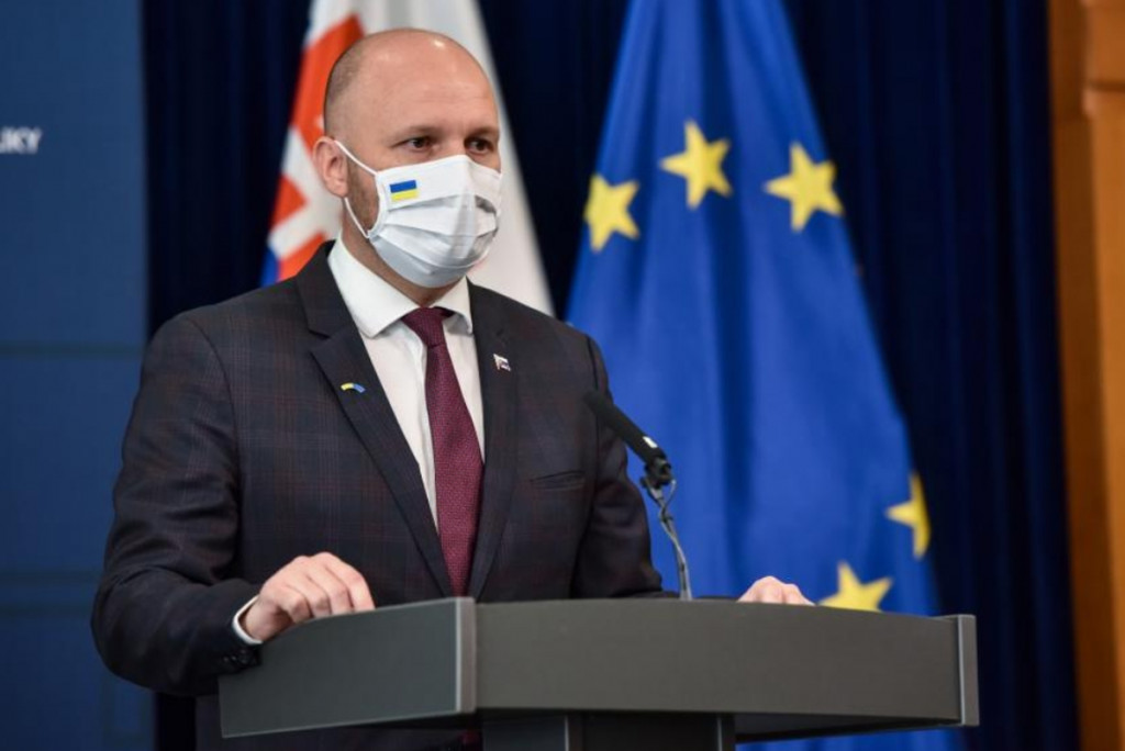 9b682290-827e-446f-b058-edd5055b2e3a