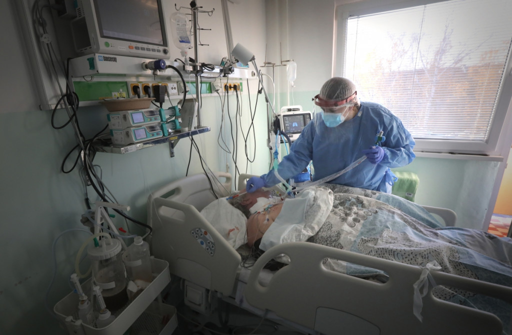 f141de0a-3238-40b2-83a9-ad4ba1ab1ca9