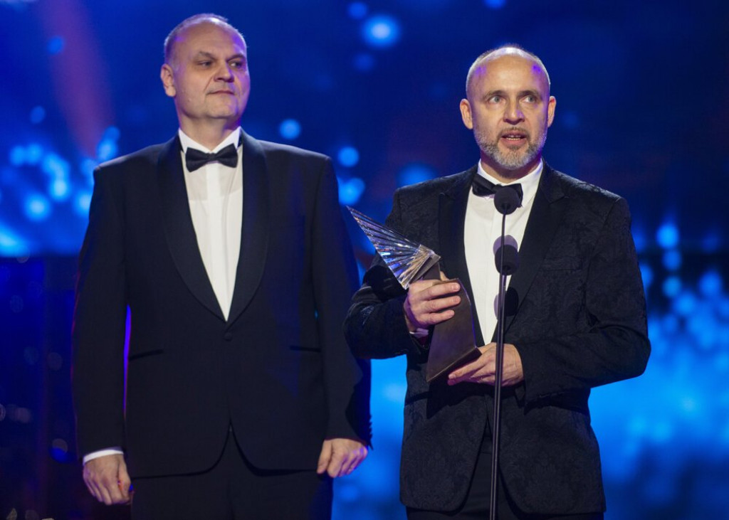 5c18501f-b131-4119-ad70-c4dd8e93a296