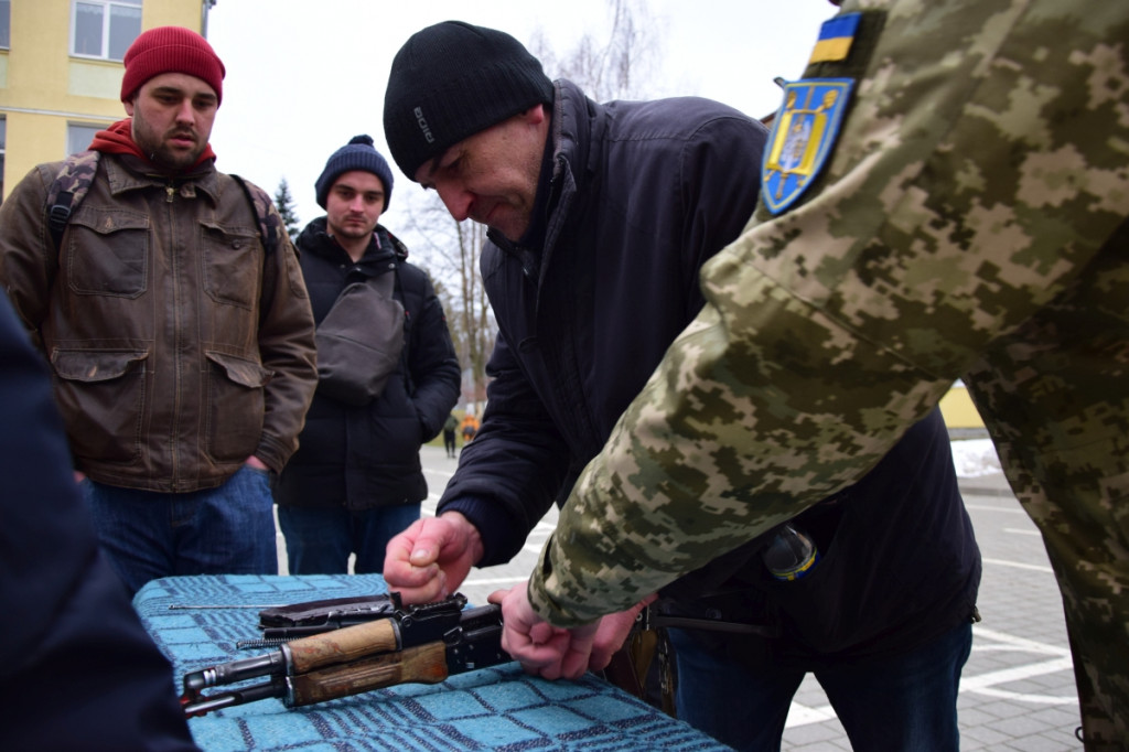 60c8e4bb-2ed3-45a8-a4a2-78fefcb59d7a