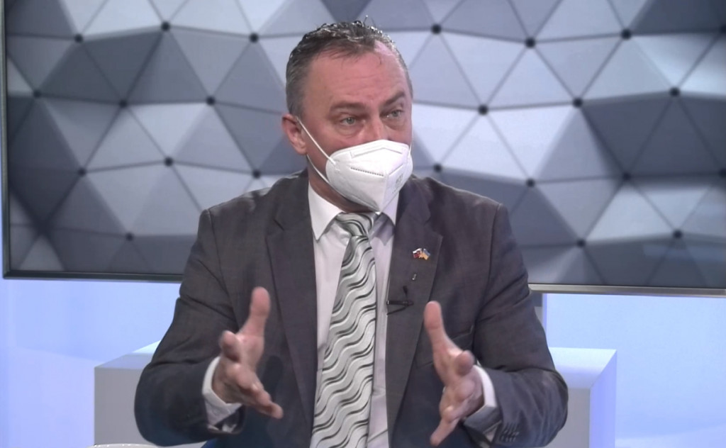 9688cf90-0705-49f4-9022-b420bf98eb74