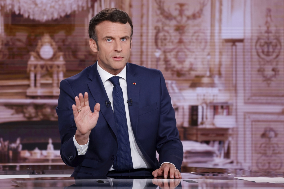 Macron regrette de ne pas avoir commencé la campagne électorale plus tôt.  Son avance sur Le Pen se rétrécit