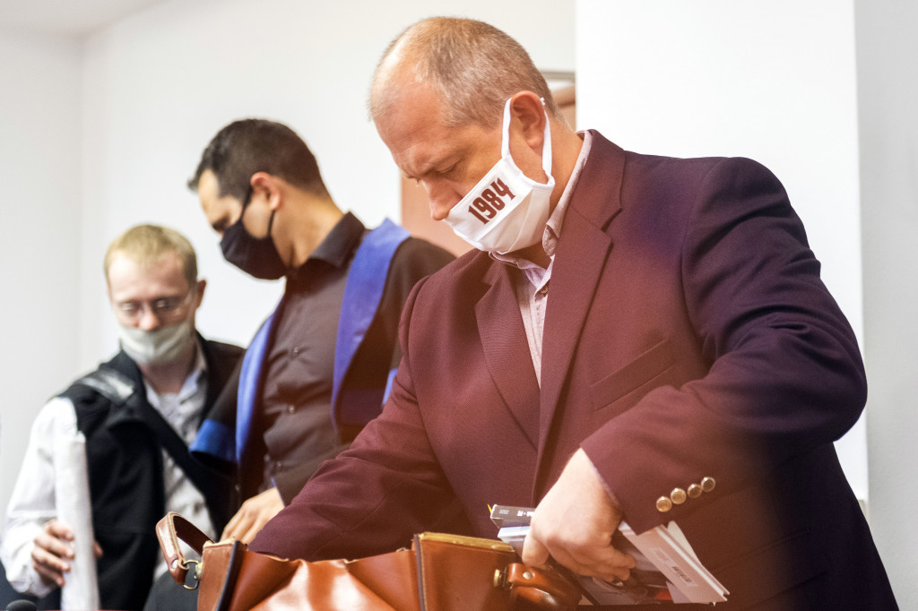 d3e76eba-f2ed-446d-8ee9-1f07a2462b84