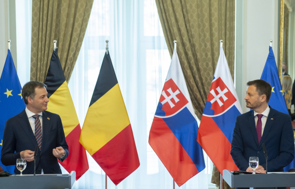 94718f6b-a581-4348-b2a2-ac5a1996e3fa