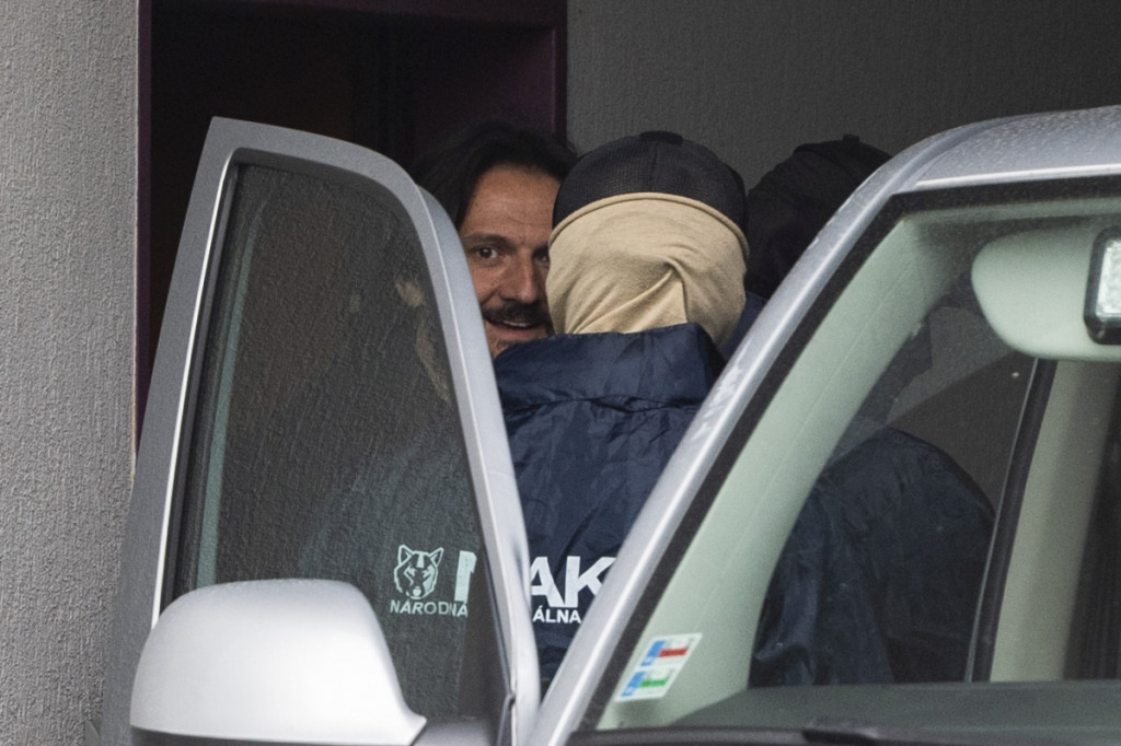 44eaa9b2-8349-479c-ad0c-80e723967254