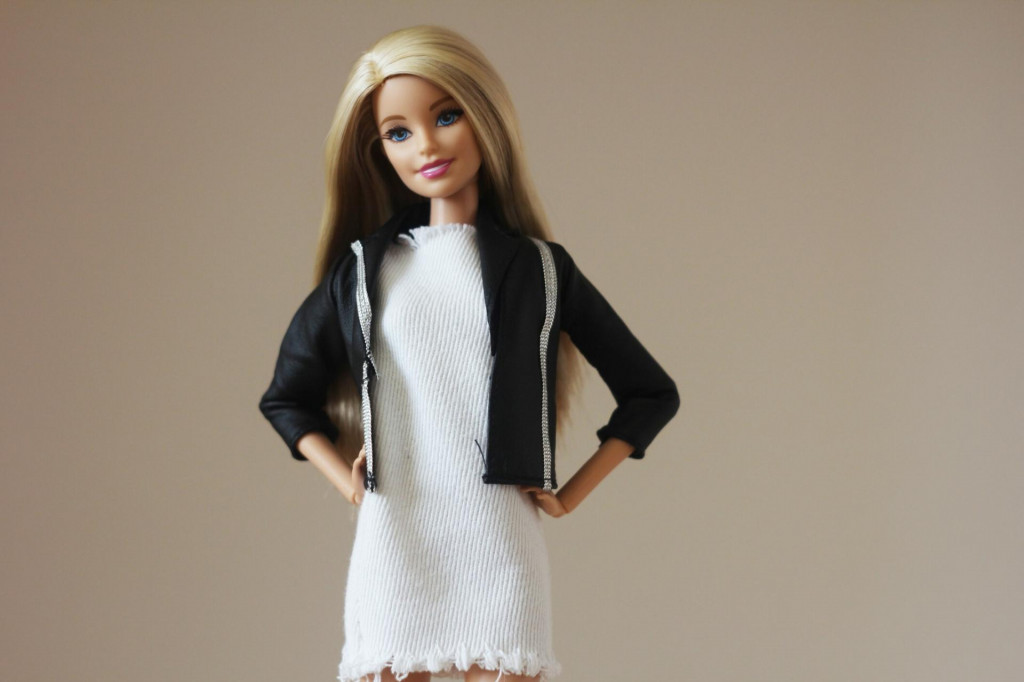 Bábike Barbie prepožičali vzhľad niekoľké známe celebrity.
