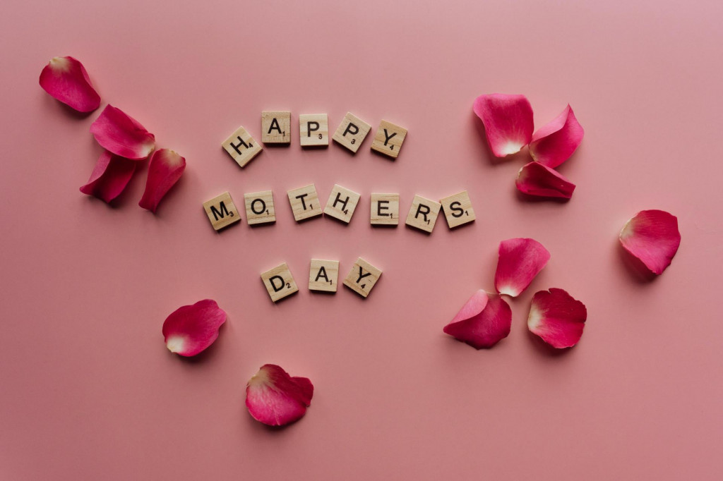 &lt;p&gt;Deň matiek sa oslavuje naprieč celým svetom.&lt;/p&gt;