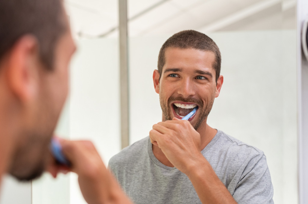 Záleží vám na čistých a bielych zuboch? Takto sa kedysi riešila ich hygiena