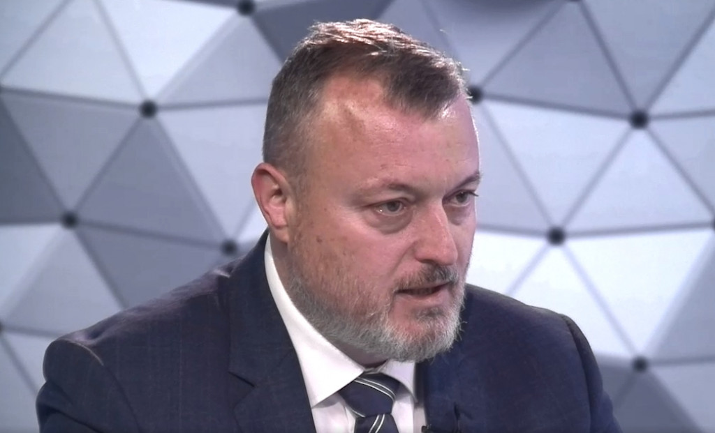 9eac77f2-838e-45c6-959b-f0b0cbf7a4d8