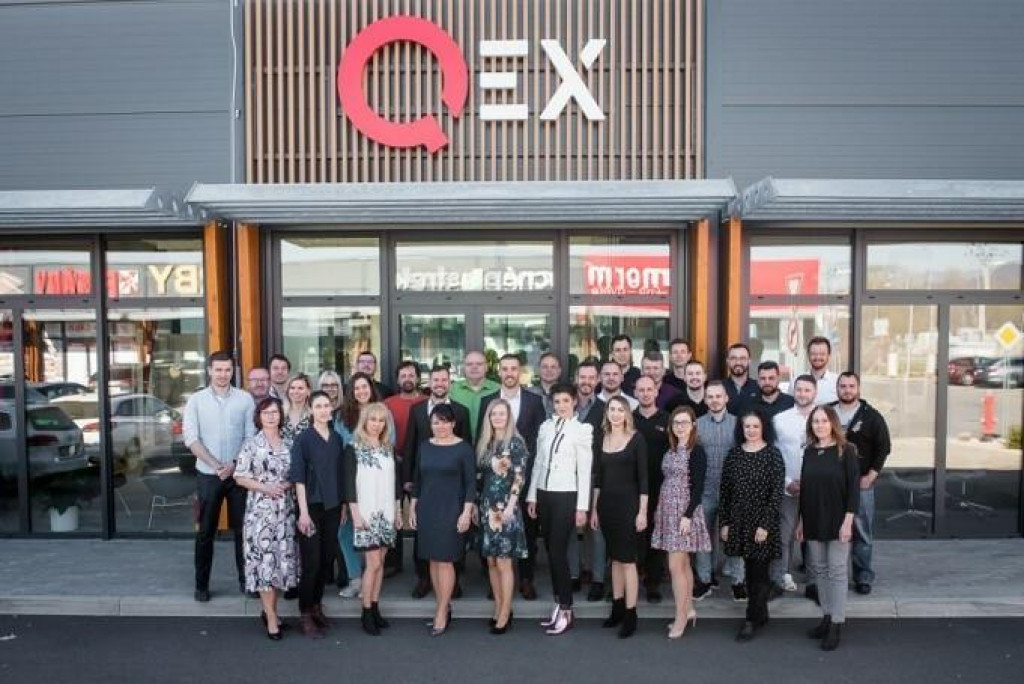 QEX 30 rokov