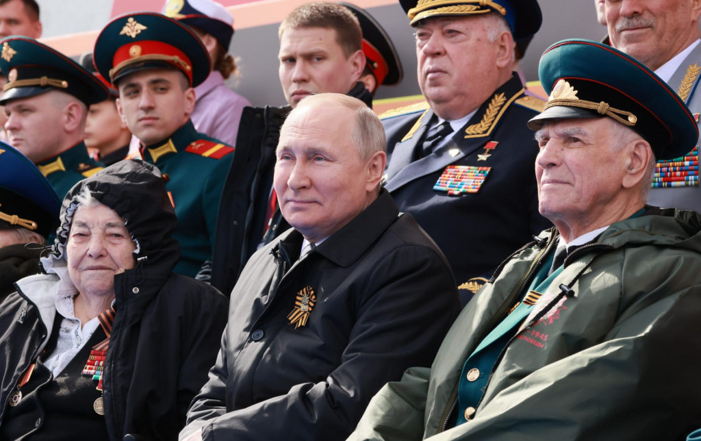 &lt;p&gt;Ruský prezident Vladimir Putin na vojenskej prehliadke na 9. mája 2022 v Moskve.&lt;/p&gt;