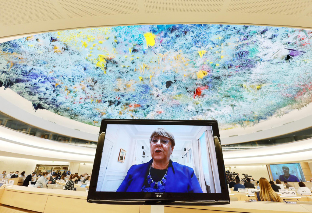 Vysoká komisárka OSN pre ľudské práva Michelle Bacheletová počas rokovania Rady OSN pre ľudské práva o situácii na Ukrajine. FOTO: Reuters