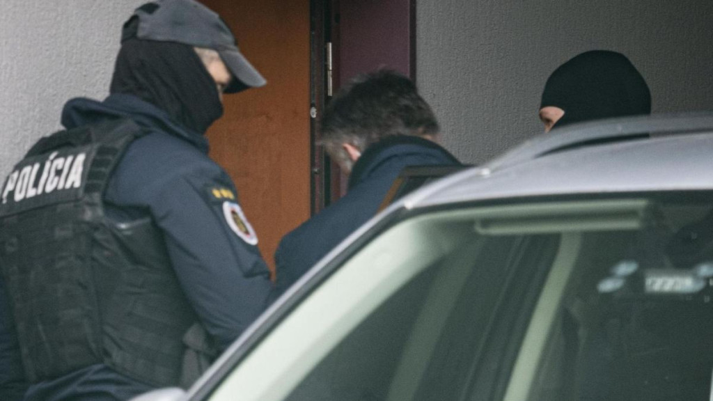 Ľubomír Arpáš prichádza na Špecializovaný trestný súd. FOTO:TASR