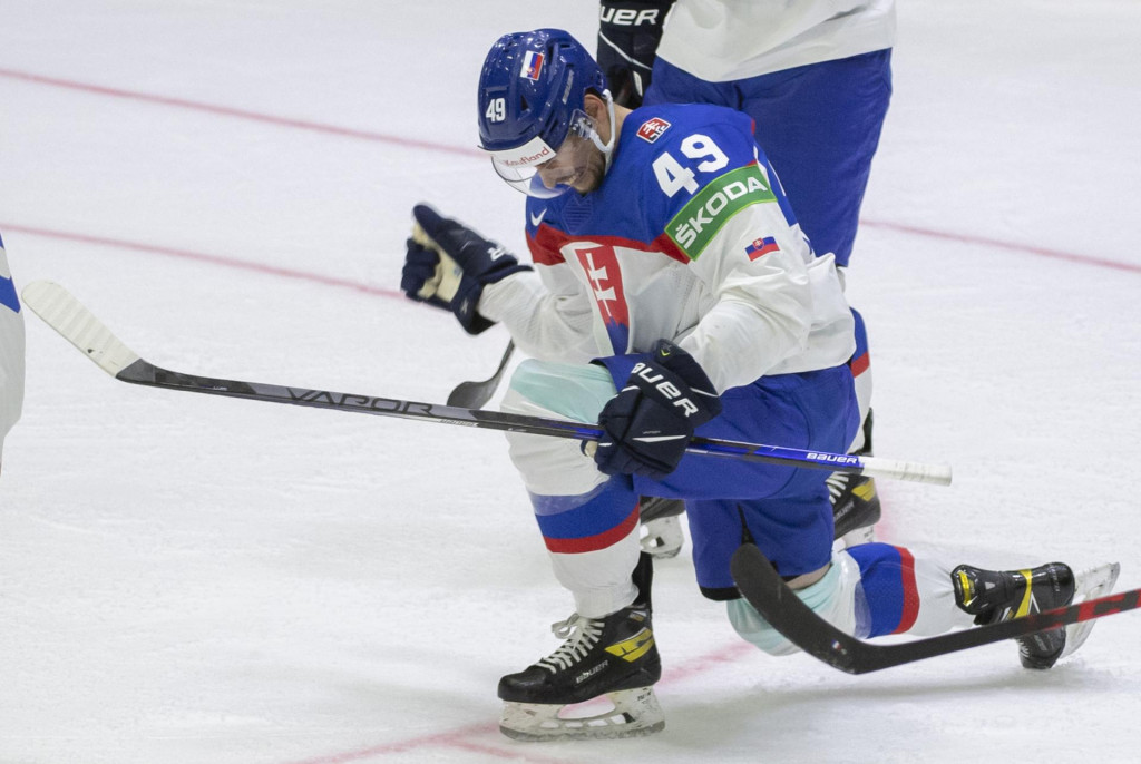&lt;p&gt;Samuel Takáč sa raduje z gólu v úvodnom zápase slovenskej hokejovej reprezentácie. FOTO: TASR/Martin Baumann&lt;/p&gt;