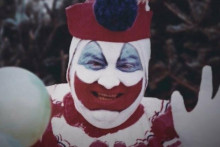 Vraždiaci klaun John Wayne Gacy.