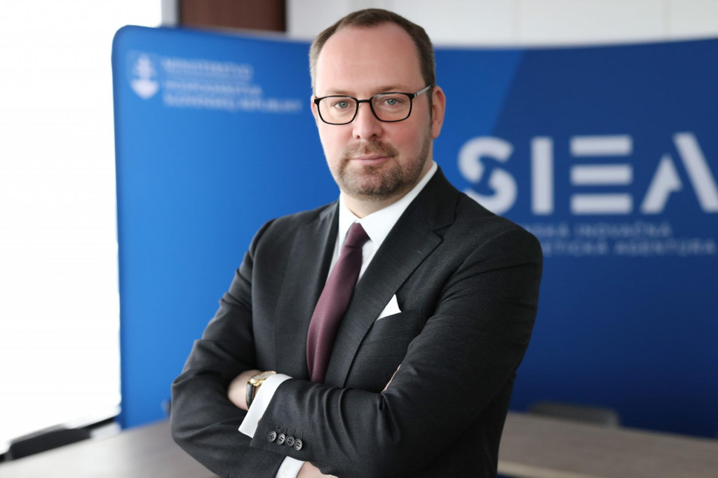 &lt;p&gt;Riaditeľ Slovenskej inovačnej a energetickej agentúry Peter Blaškovitš. FOTO: SIEA&lt;/p&gt;

&lt;p&gt; &lt;/p&gt;