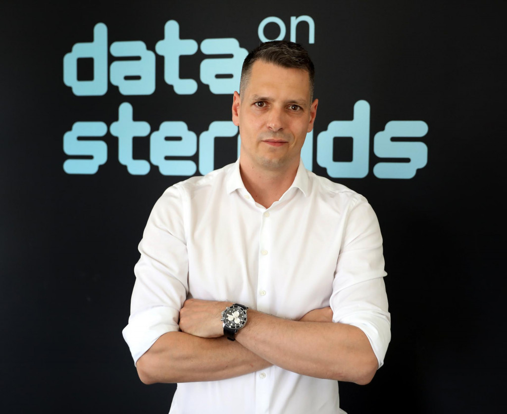 Jan Stareček, Data on Steroids