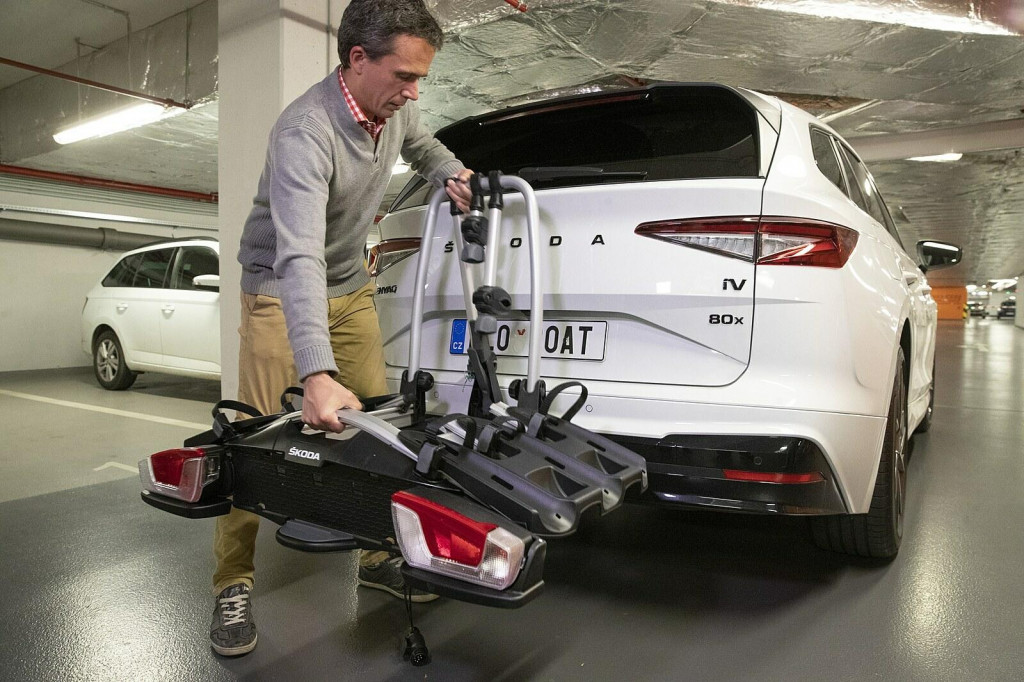 Test nosiča kolies &Scaron;koda Auto na elektrickom modeli Enyaq iV