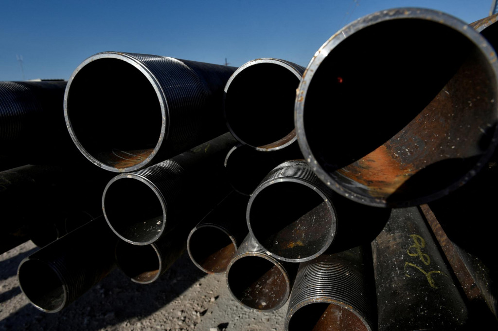 Potrubie na ropu v americkom Texase. FOTO: REUTERS