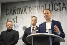 Slovensko sa približuje podľa ministra financií Igora Matoviča k zodpovedným európskym krajinám. FOTO: TASR/Pavel Neubauer