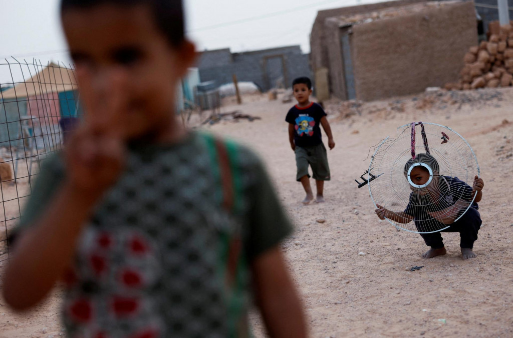 &lt;p&gt;Záber z utečeneckého tábora v Alžírsku. FOTO: Reuters&lt;/p&gt;