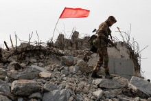 &lt;p&gt;Vojaci samozvanej Doneckej ľudovej republiky. FOTO: Reuters&lt;/p&gt;