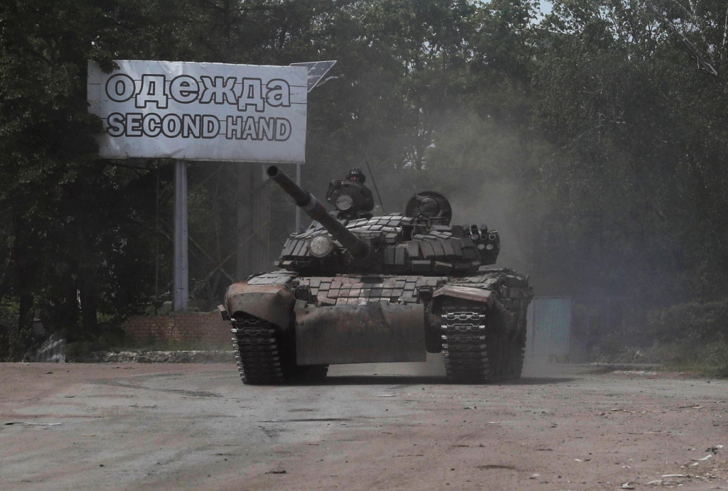 &lt;p&gt;Ruský tank na Ukrajine. FOTO: Reuters&lt;/p&gt;