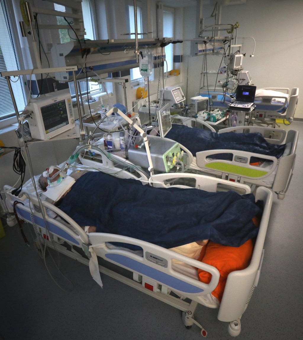 Nemocnica AGEL Zvolen, pacienti hospitalizovaní s ochorením COVID-19. FOTO: HN/Pavol Funtál