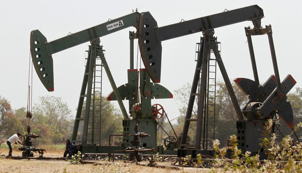 Ťažba ropy. FOTO: Reuters