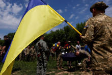 Ukrajinský vojak. FOTO: REUTERS